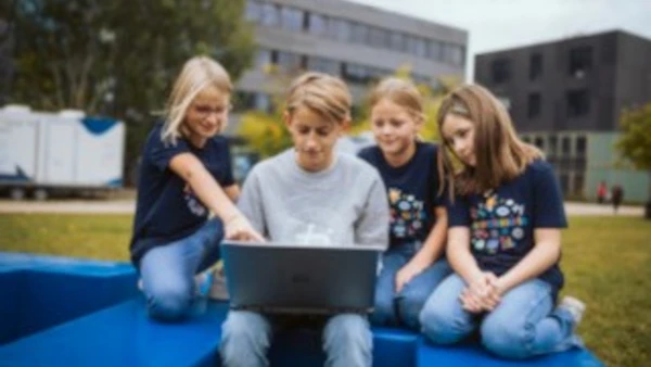 Für Forscherinnen und Forscher von morgen: Bei der Kinderuni der THI herrschte wieder ein großer Andrang (Foto: THI).